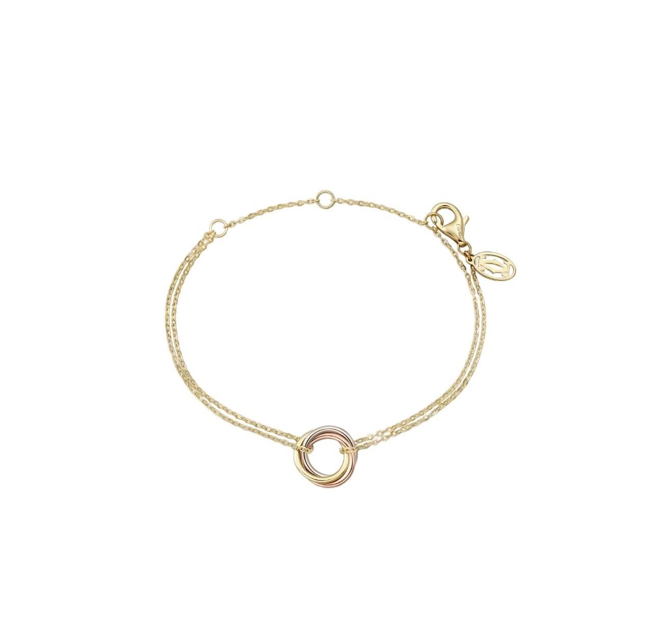 Trinity bracelet, on chain